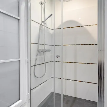 דירה Bnbnook - Chic 3br - Champs-elysees & Eiffel Tower